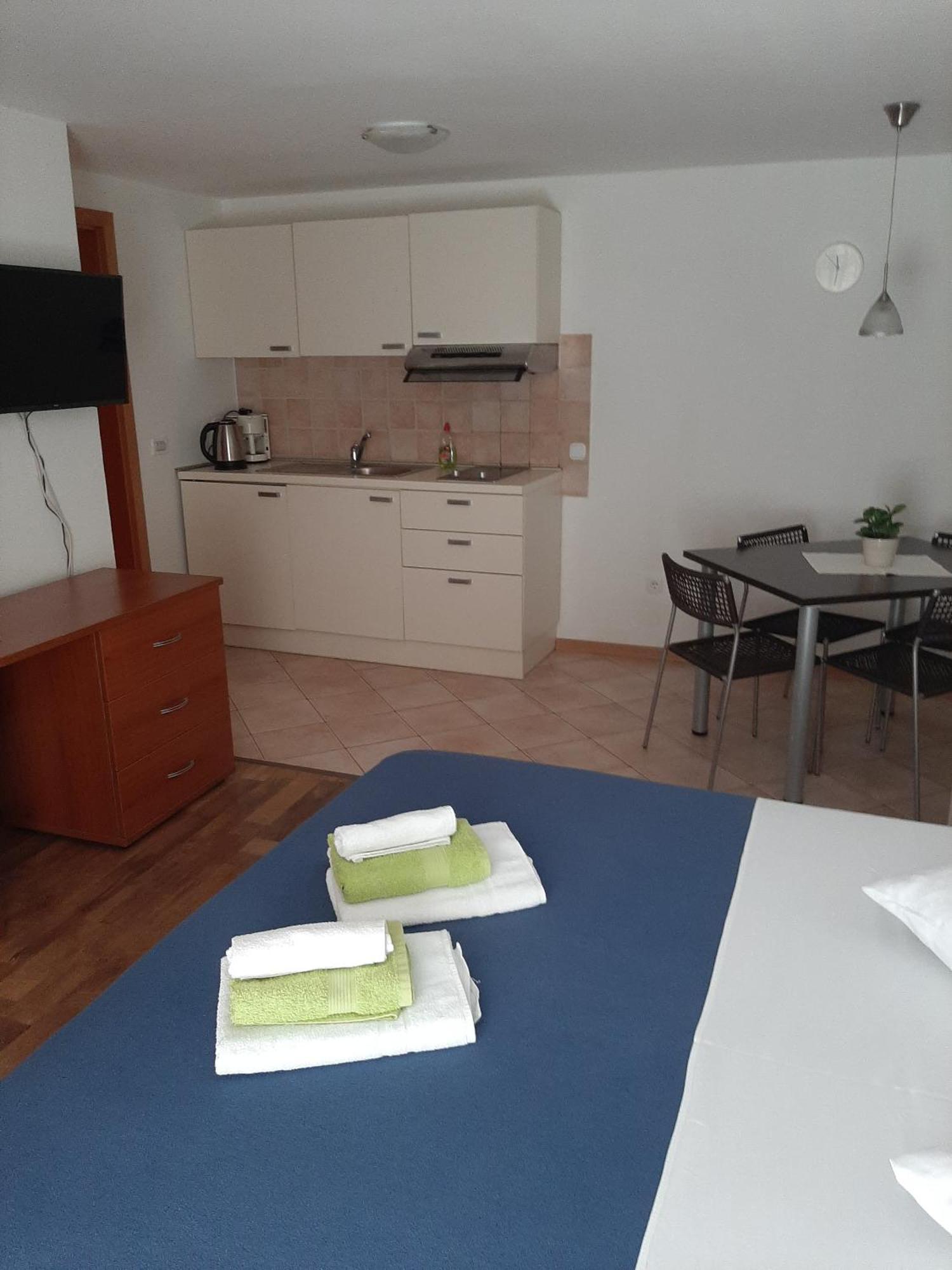 Apartments By The Sea Cres - 13312 Rom bilde